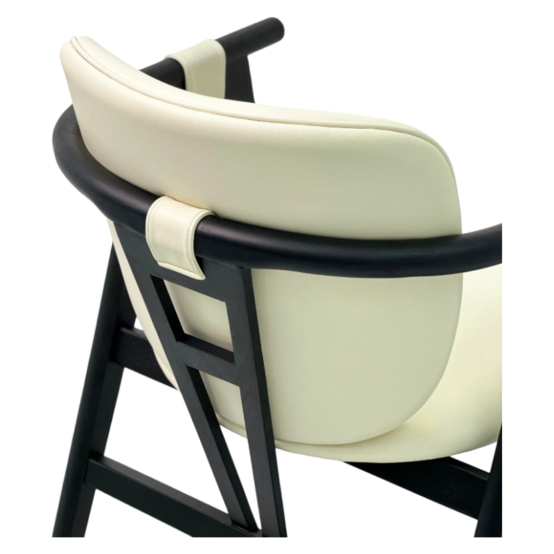 Roanoke Chair