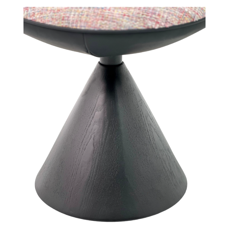 Rombi Swivel Chair